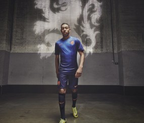 开云APP-戈贝尔爆发，骑士加时险胜，新疆队虽败犹荣的篮球启示录