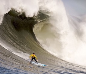 开云APP-德甲争冠战之夜，卡塞米罗，那个在寂静中敲响战鼓的人
