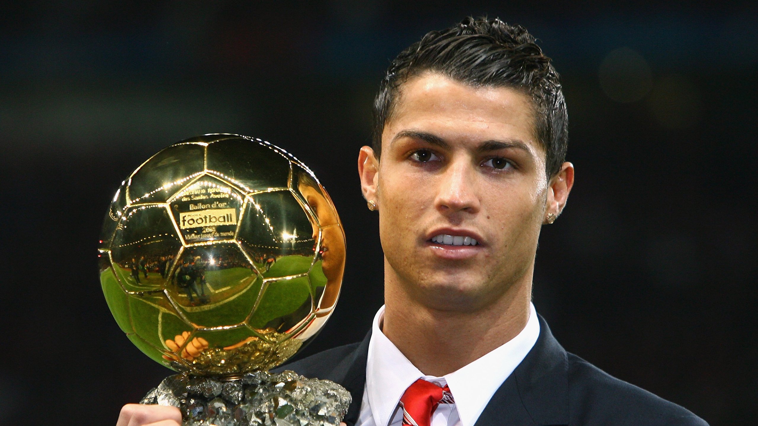 弗拉霍维奇破纪录之夜，玻利维亚与牙买加，一场足球如何映照世界的参差